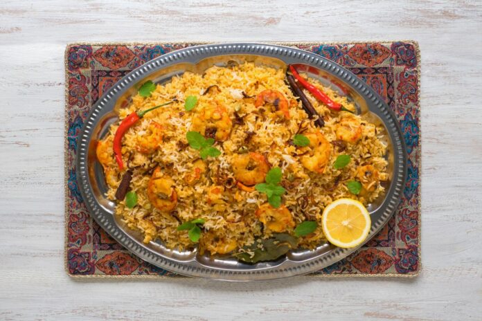 Biryani Prawn Recipes Seafood Tasty Spicy Delicious Rice Lunch Dinner Meal Soda Raita